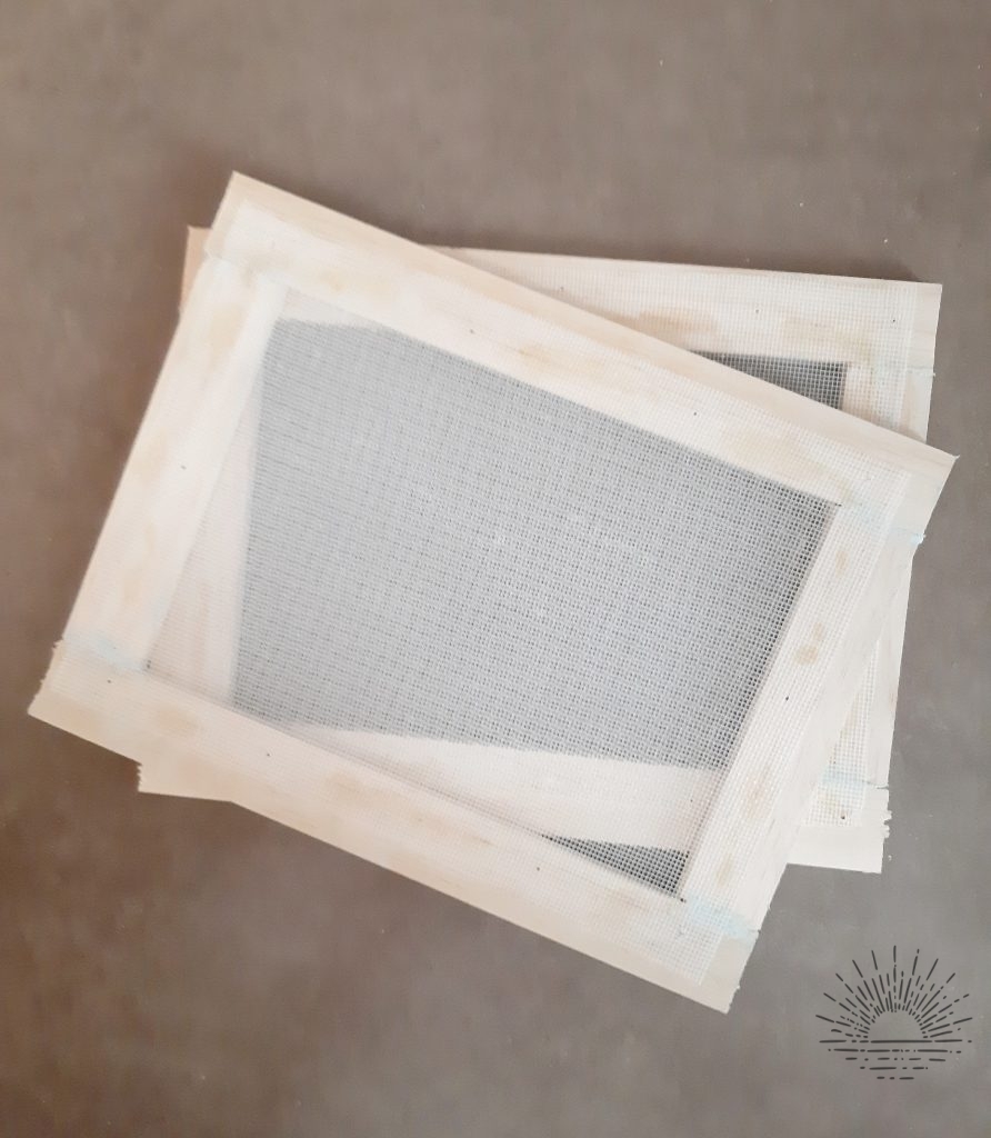 How to make Recycled Paper without a Screen - diy Thought